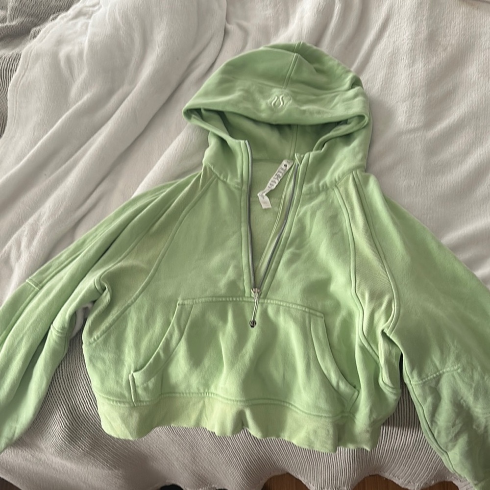 Green LuLulemon Scuba Hoodie